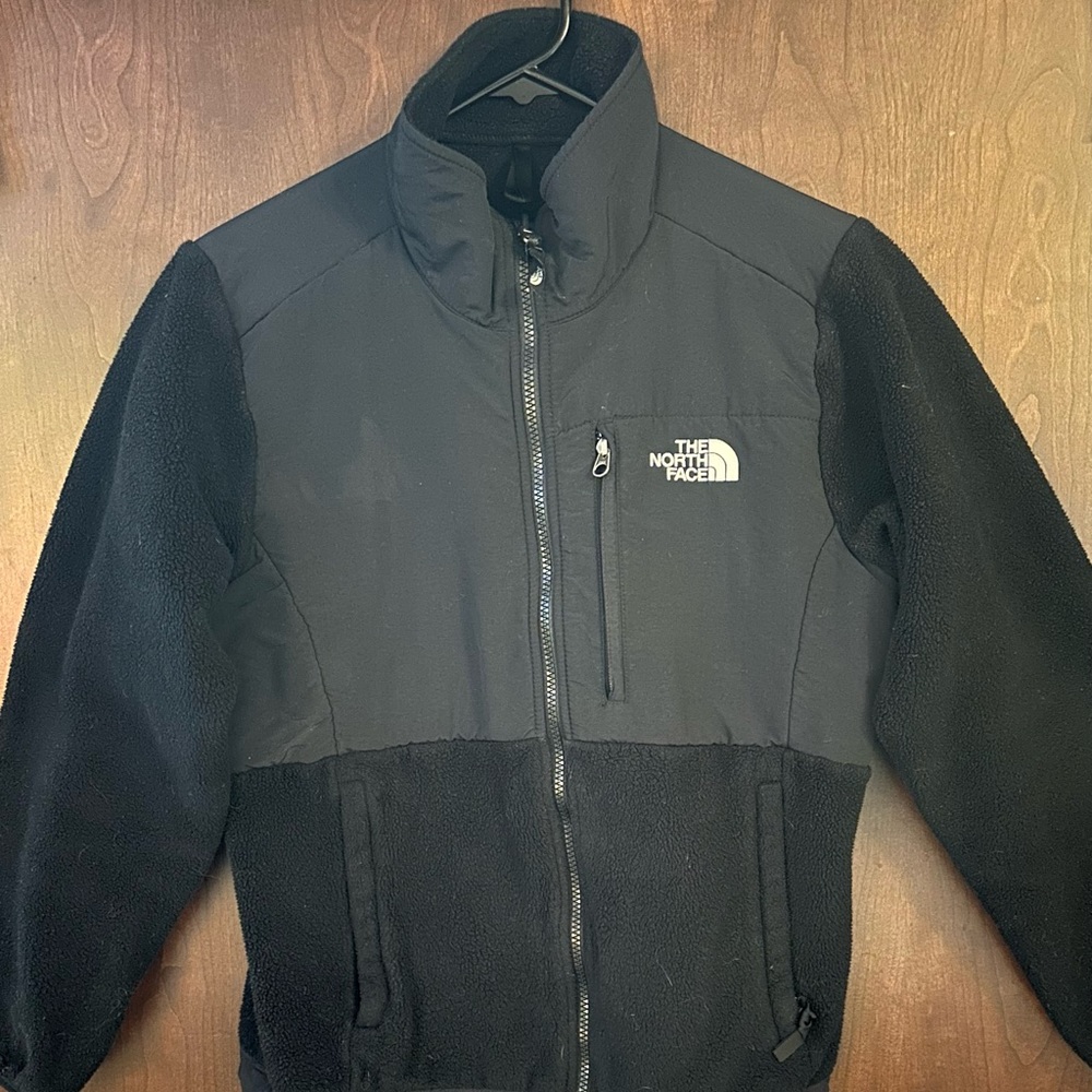 The North Face Polartec Fleece Women’s Petite Black Performance Jacket